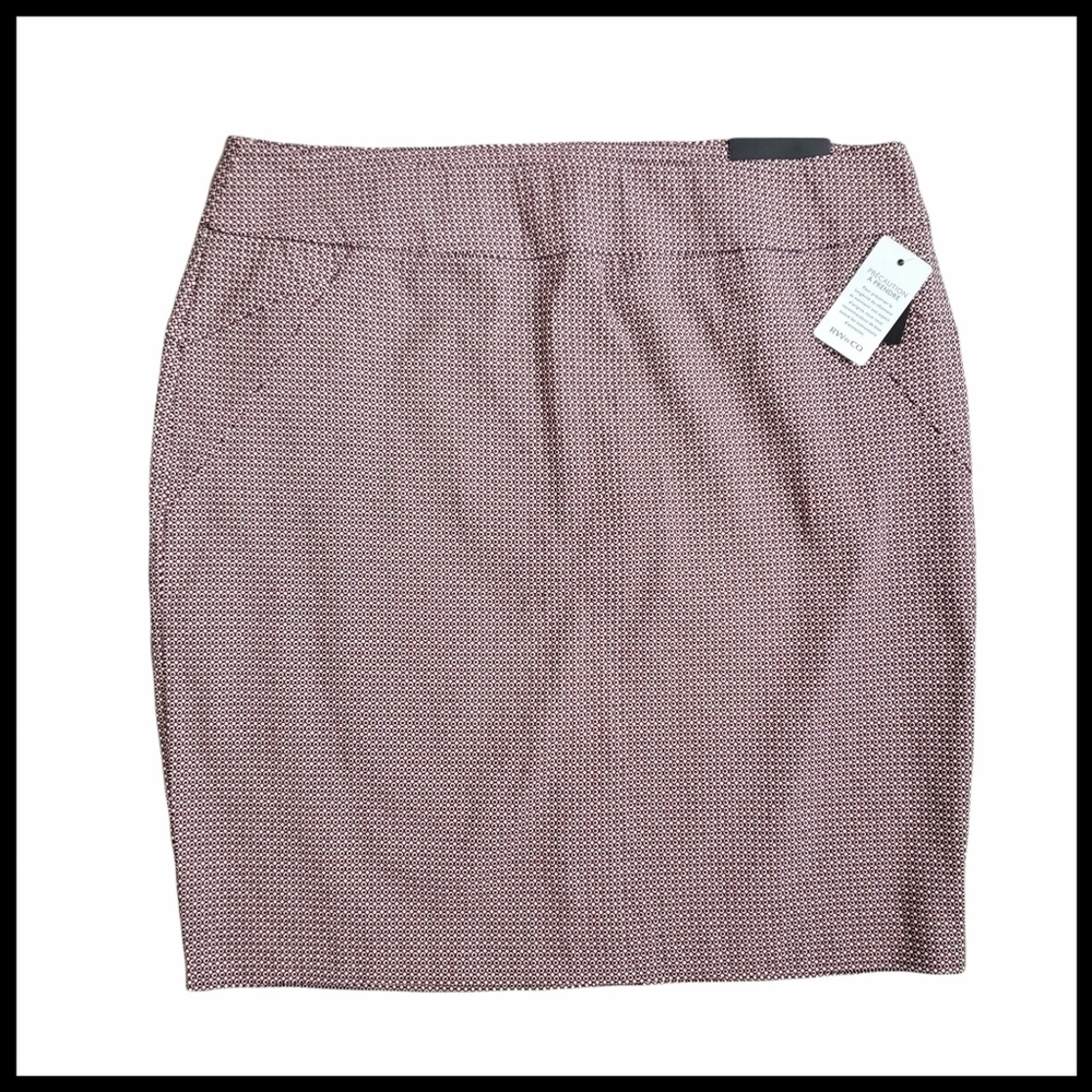 NWT RW&CO Women's Burgundy Pattern Stretchy Skirt Size XL